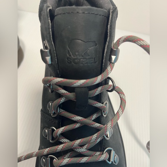 Sorel Genuine Leather Water Repellent Hi-Line™ Hiker Boots Black - Picture 13 of 16